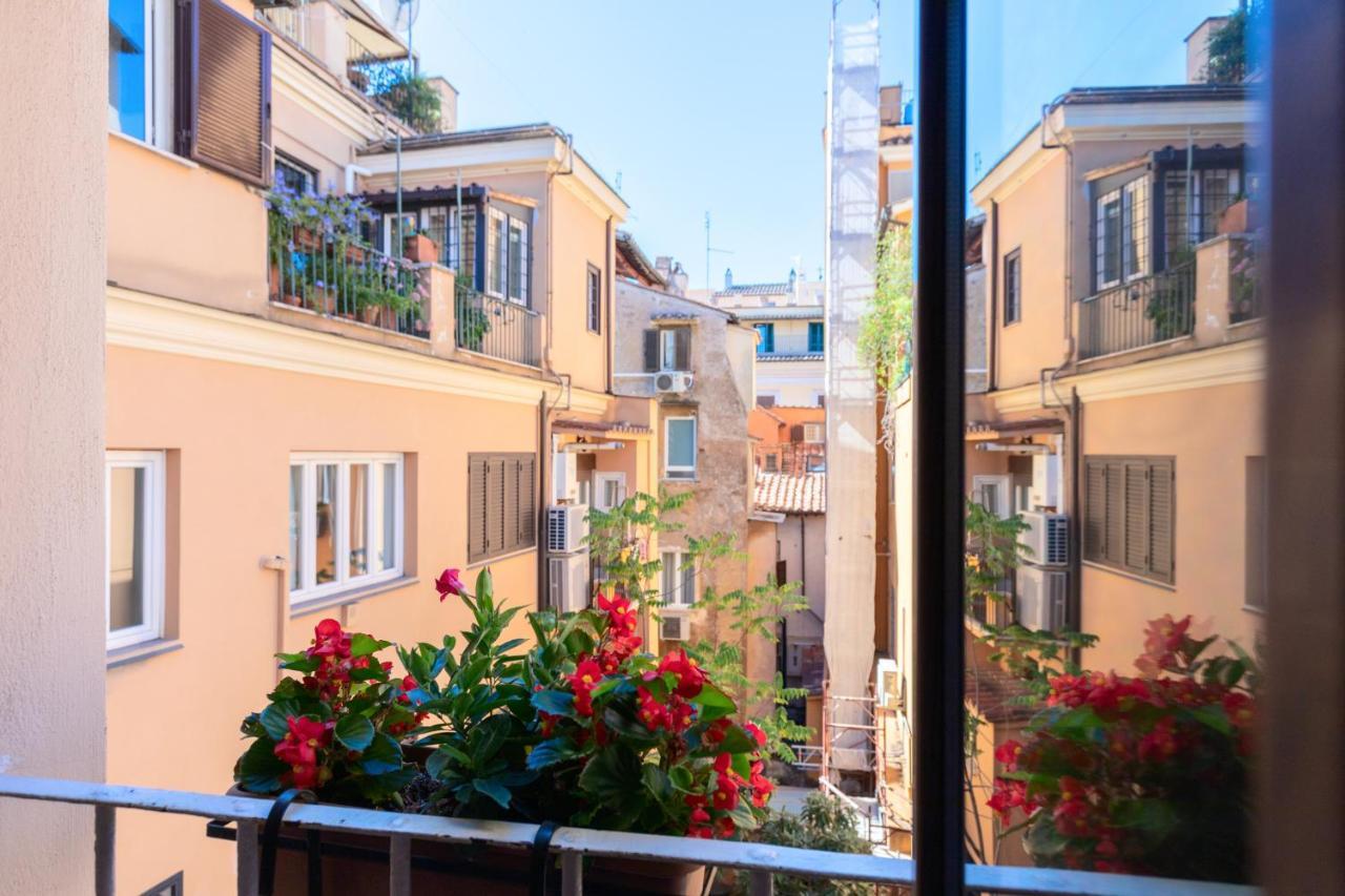 Domus De Fiori Lägenhet Rom Exteriör bild
