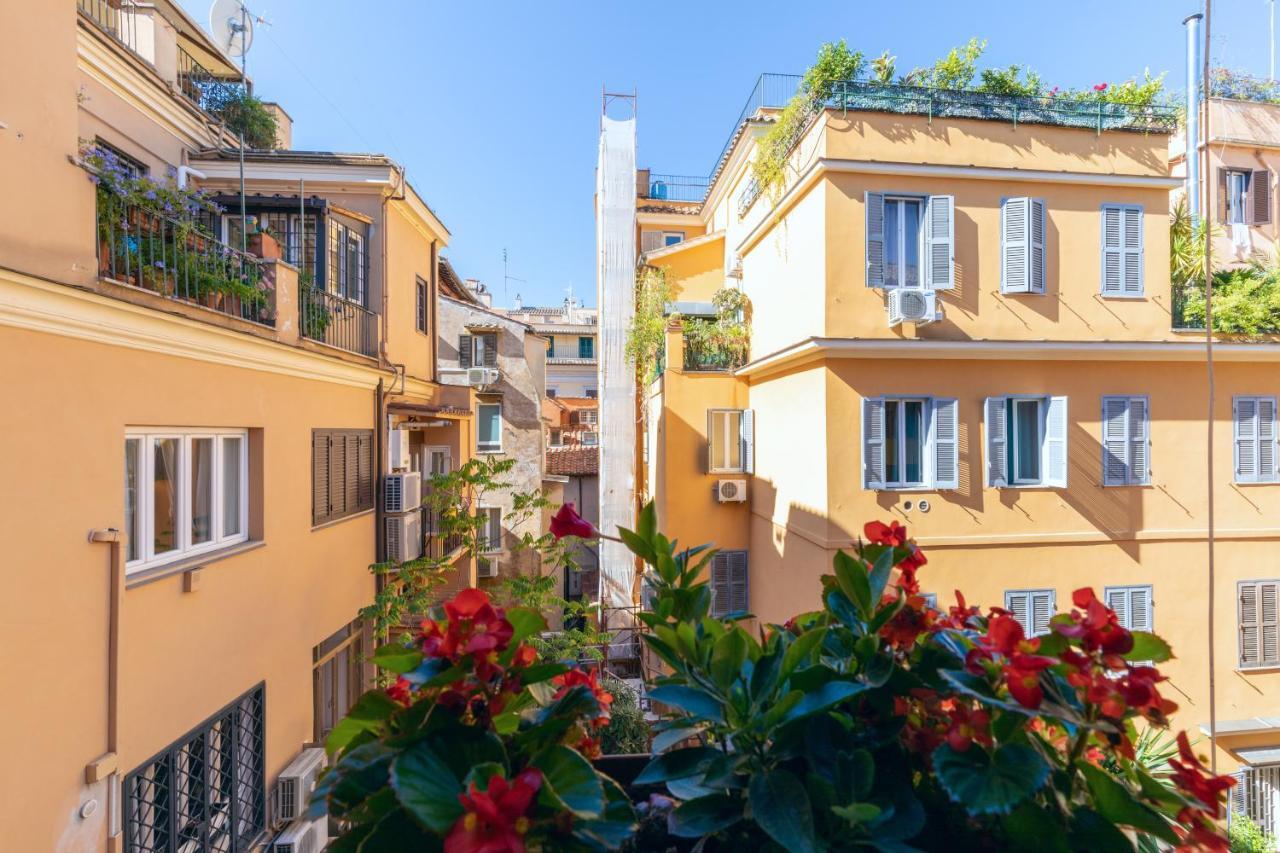 Domus De Fiori Lägenhet Rom Exteriör bild