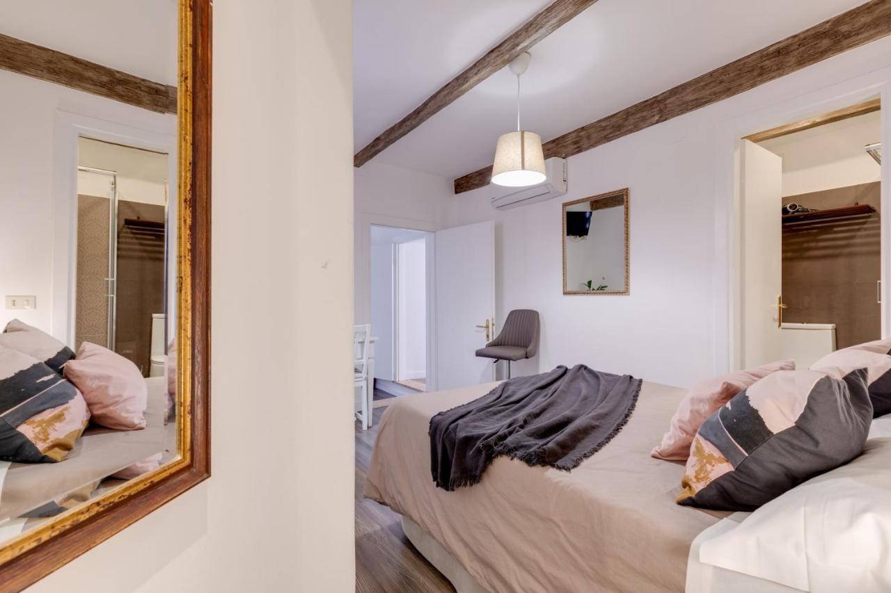 Domus De Fiori Lägenhet Rom Exteriör bild
